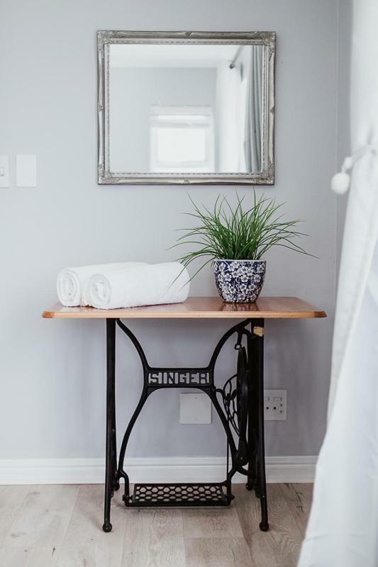 One On Gray Apartment Knysna Extérieur photo
